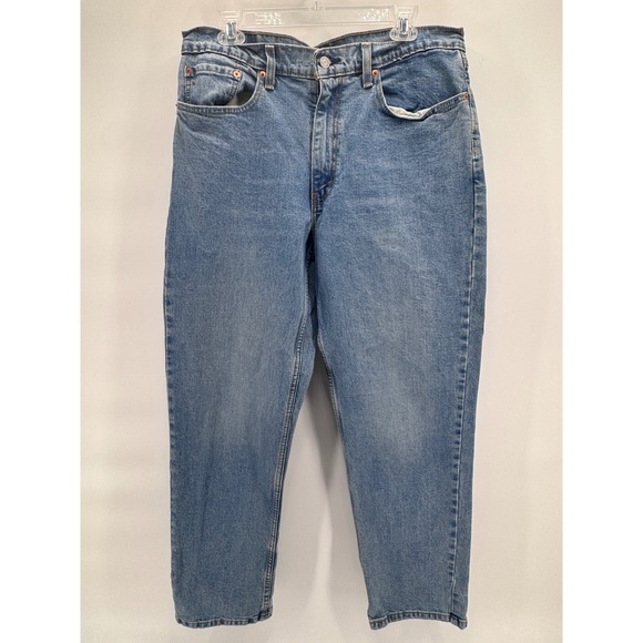 Levi's Other - Levi Strauss 550 Relaxed Fit Jeans Men's W35 L32‎ Light Wash Denim